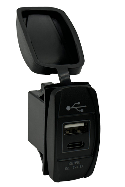 USB ΦΟΡΤΙΣΤΗΣ 2 ΘΥΡΩΝ 01573